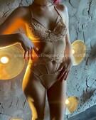 Анкета проститутки Устина - метро Дмитровский, возраст - 22